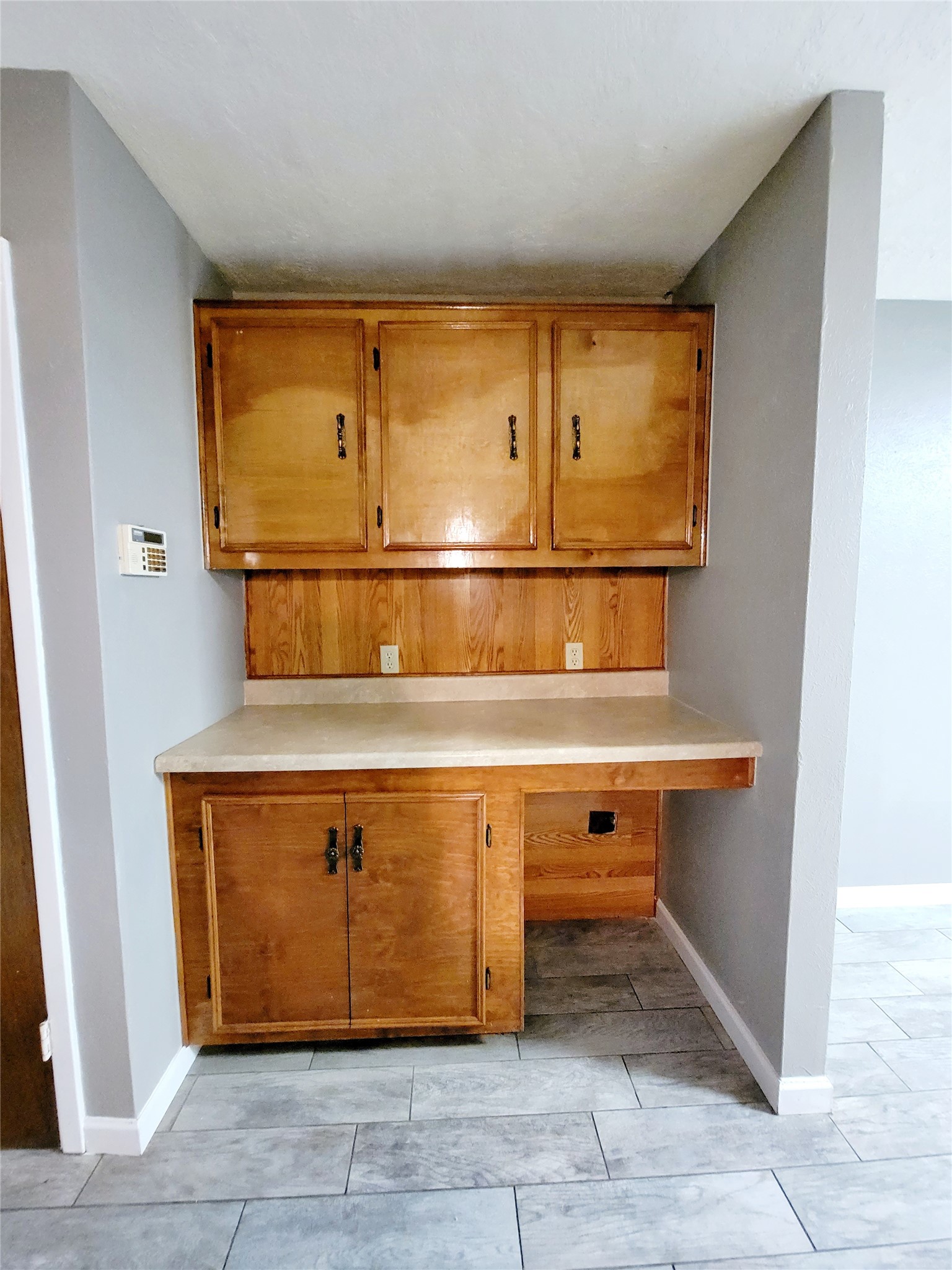 12070 Old County Road 2 Property Photo 8