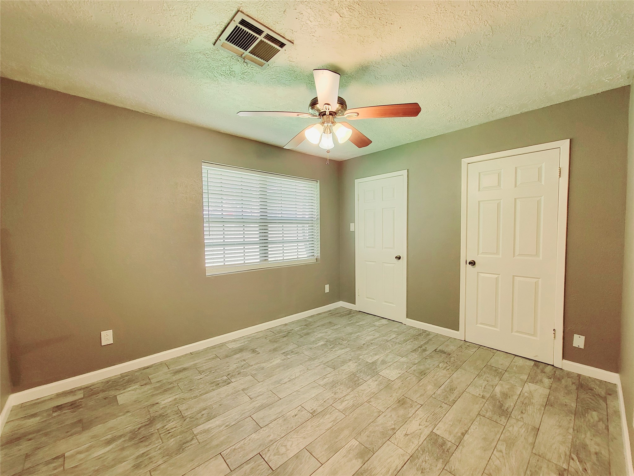 12070 Old County Road 2 Property Photo 11