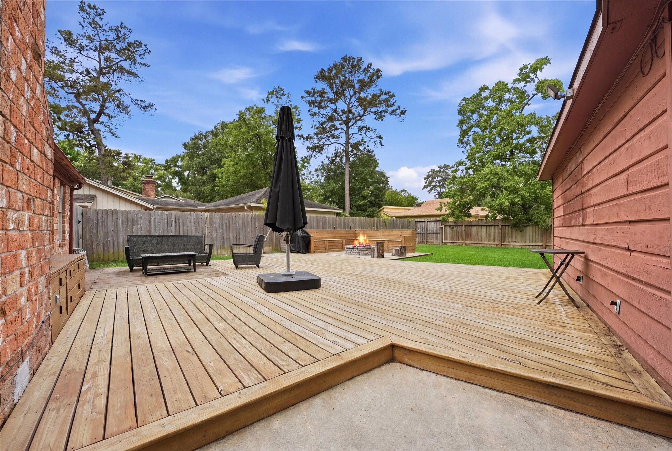 2051 Shadow Rock Drive Property Photo 20