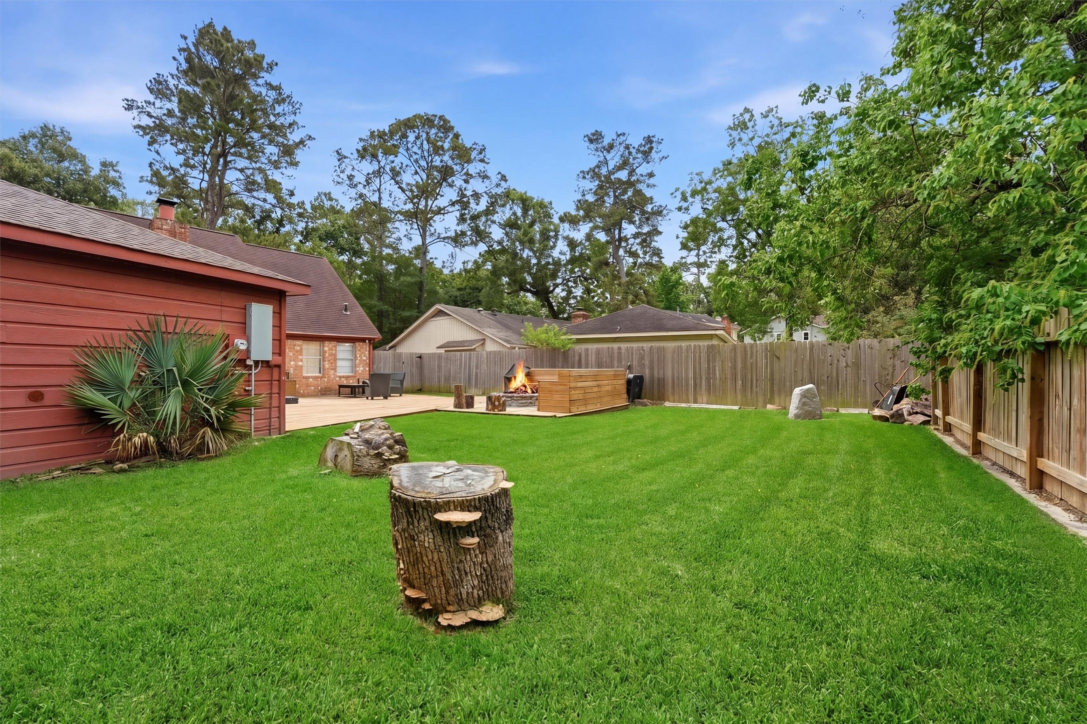 2051 Shadow Rock Drive Property Photo 21