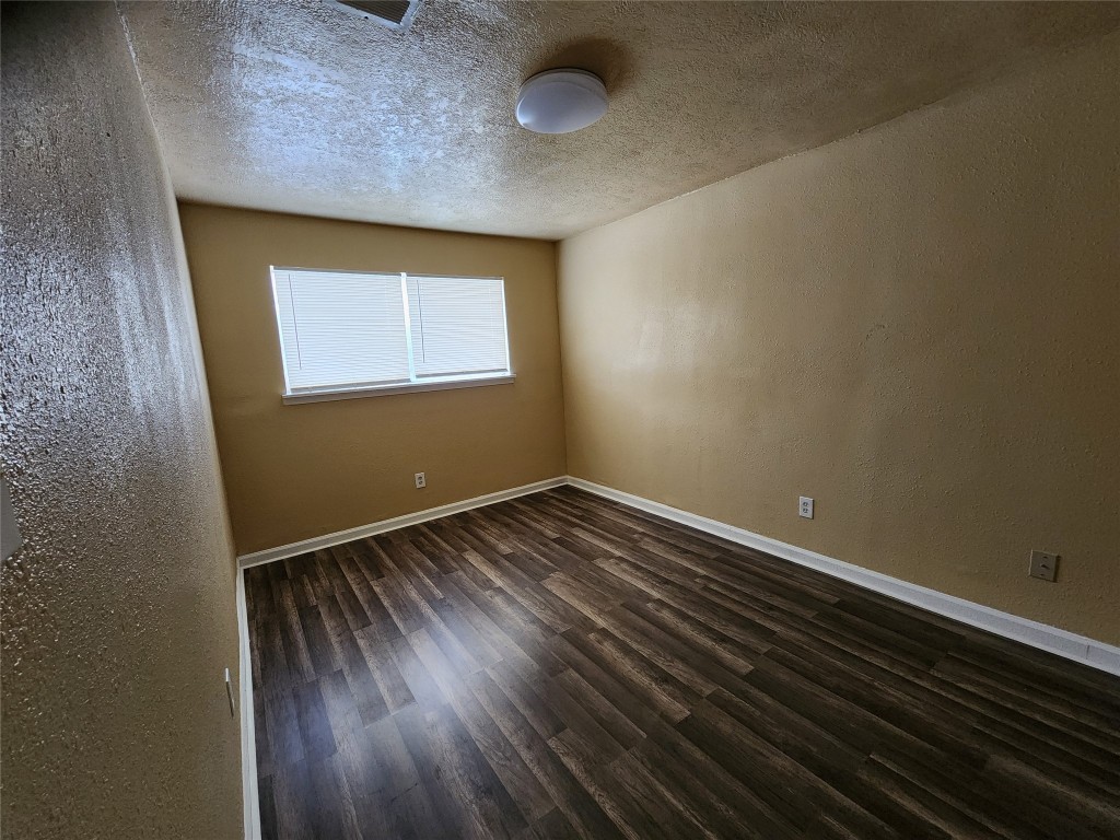 4311 Yellowstone Boulevard 4 Property Photo 5