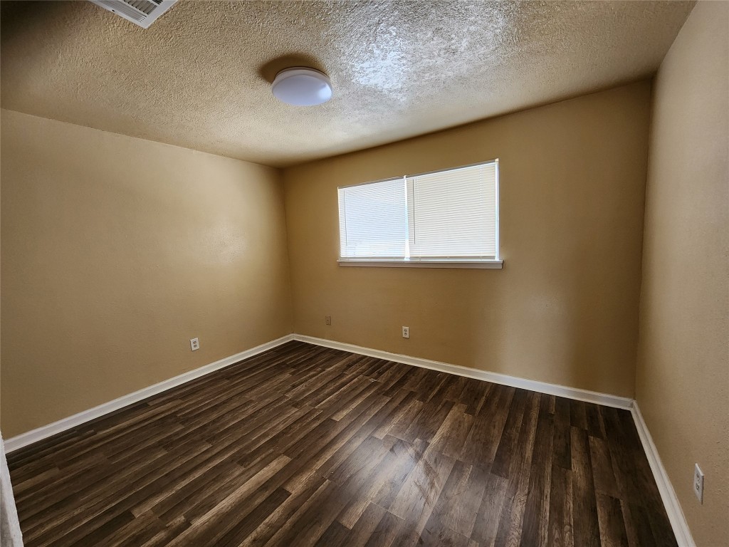4311 Yellowstone Boulevard 4 Property Photo 6