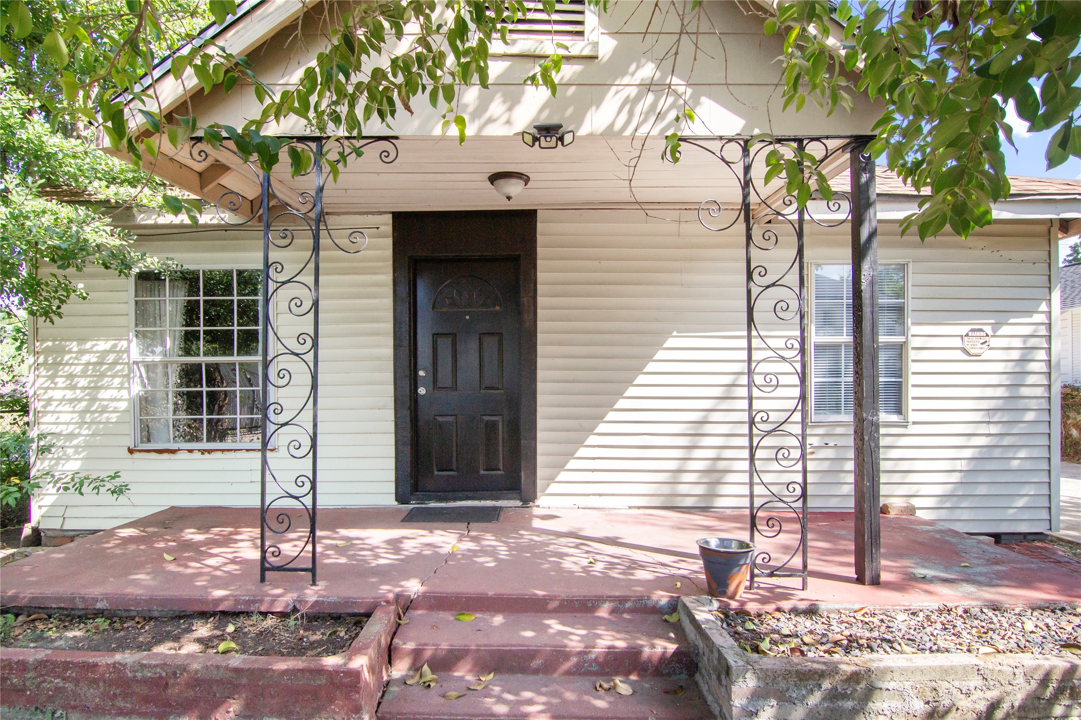 8617 Woodruff Street Property Photo 2