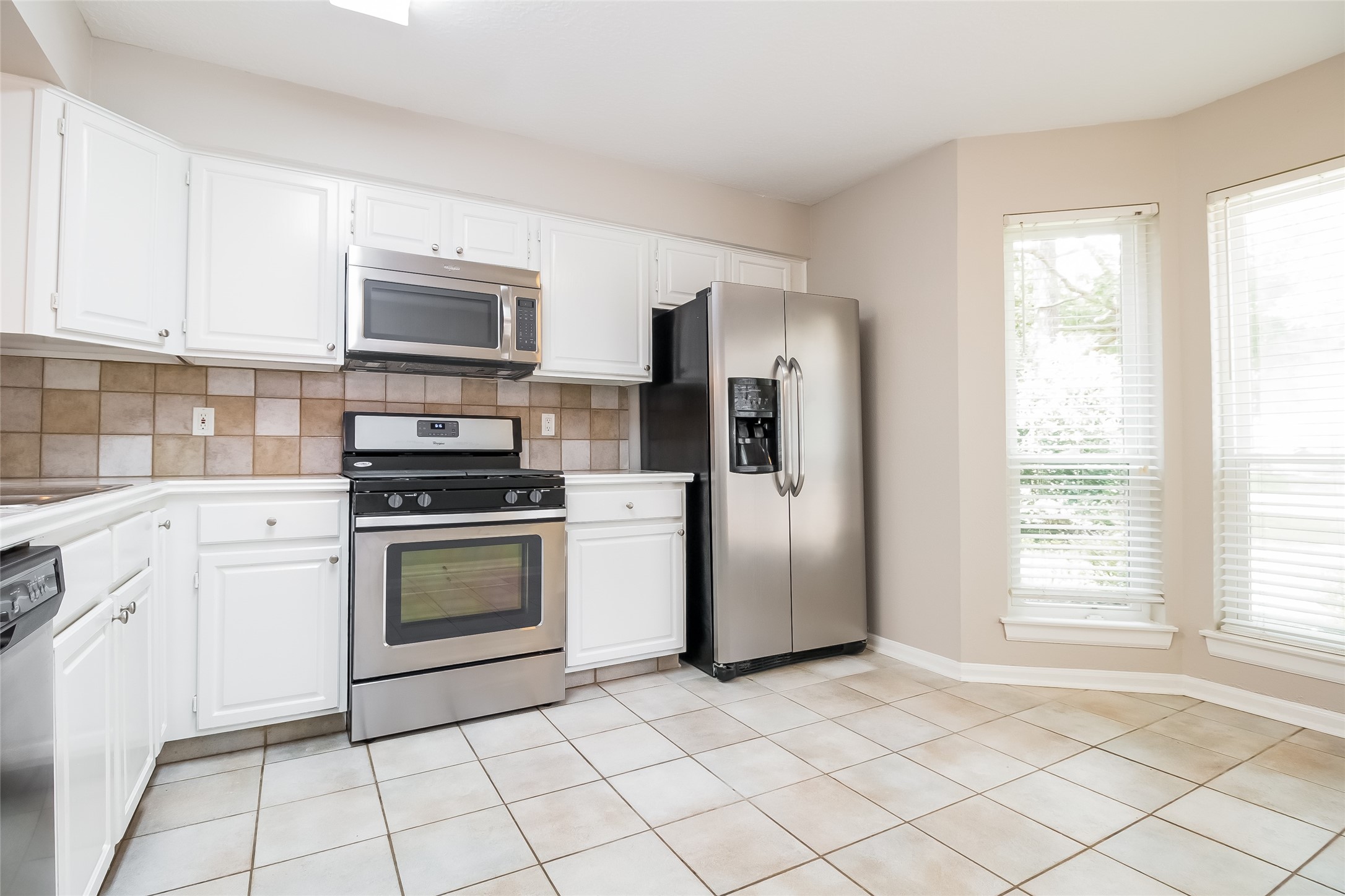 5014 Otter Peak Drive Property Photo 5