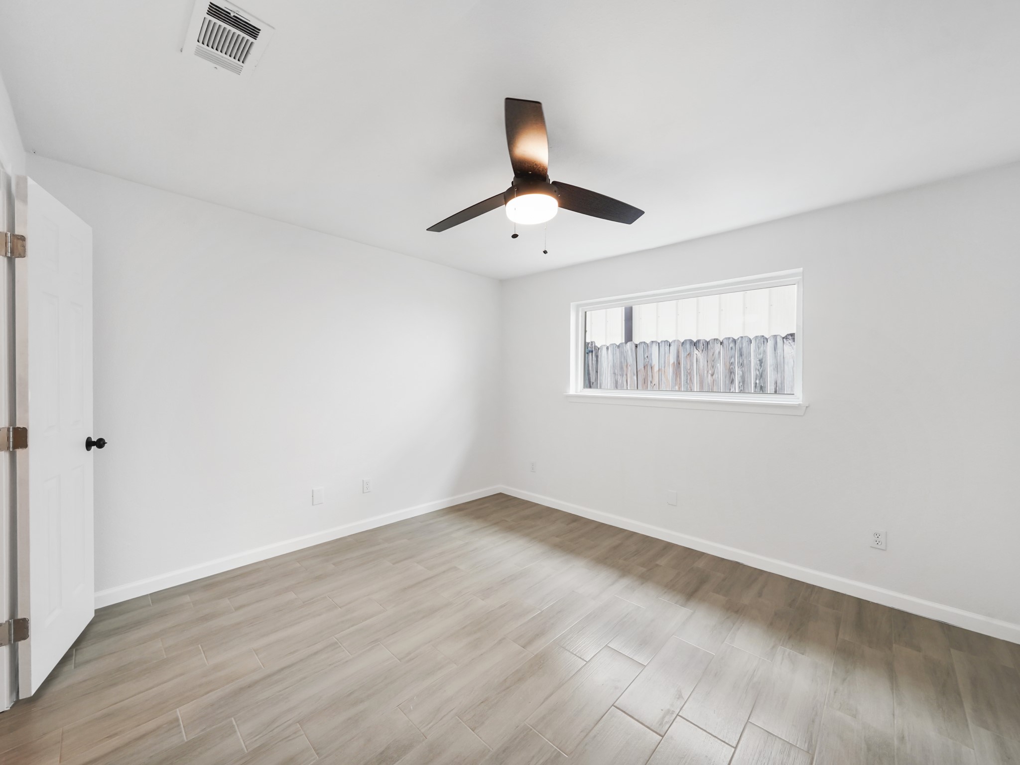 1609 Elmview Drive 8 Property Photo 4