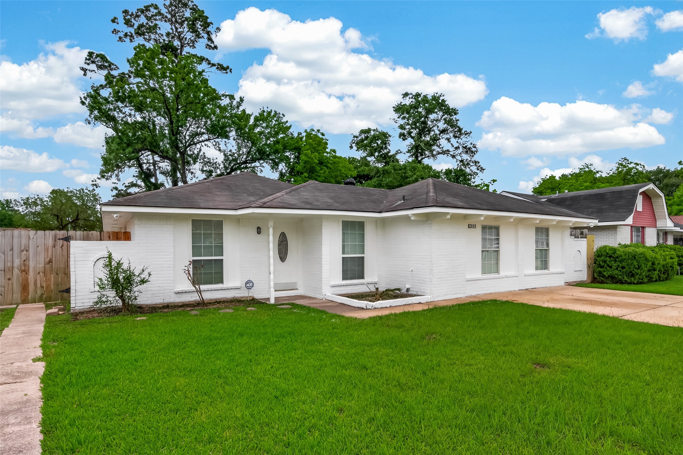 6311 Tall Willow Drive Property Photo 2