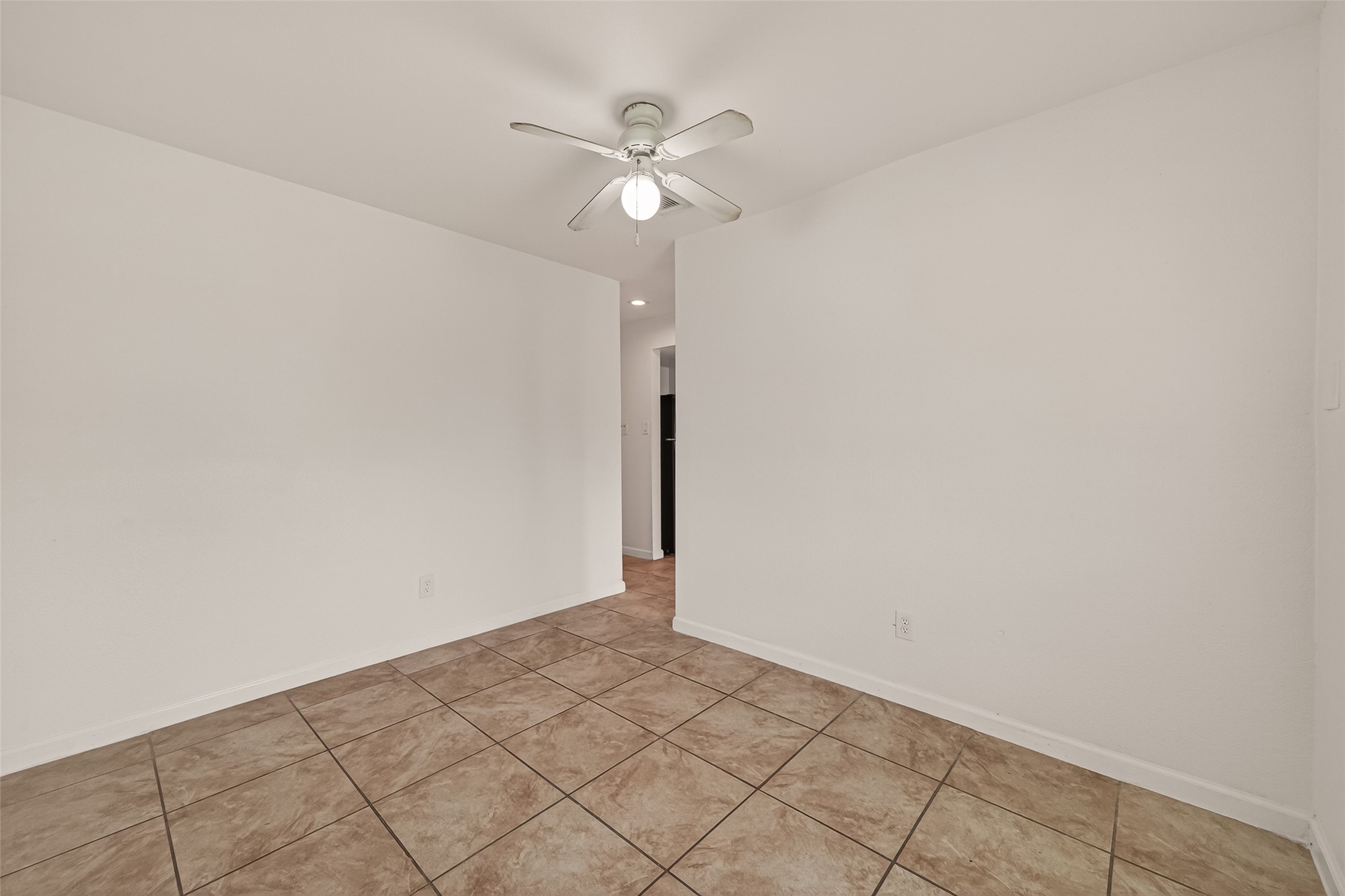 6311 Tall Willow Drive Property Photo 21