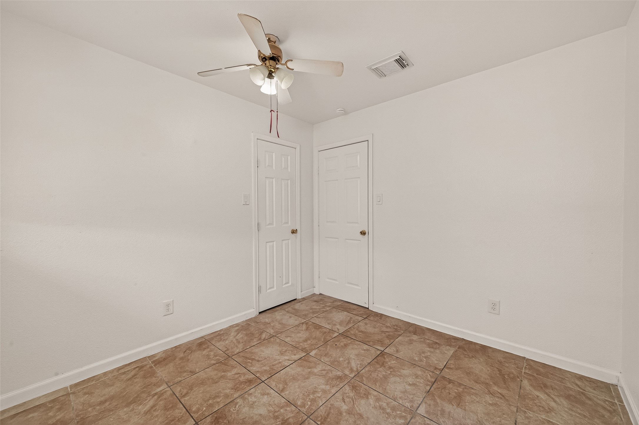 6311 Tall Willow Drive Property Photo 24