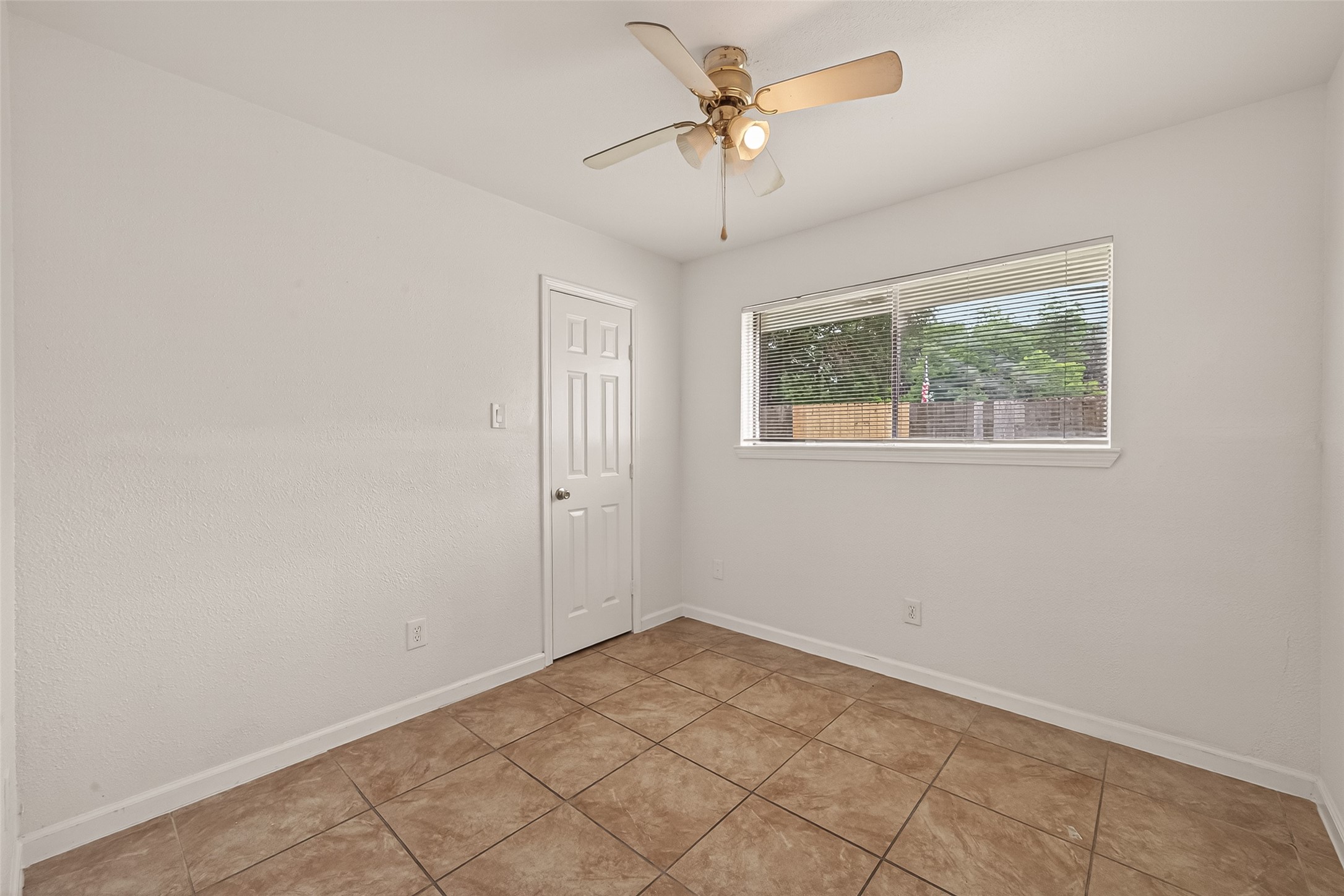 6311 Tall Willow Drive Property Photo 25