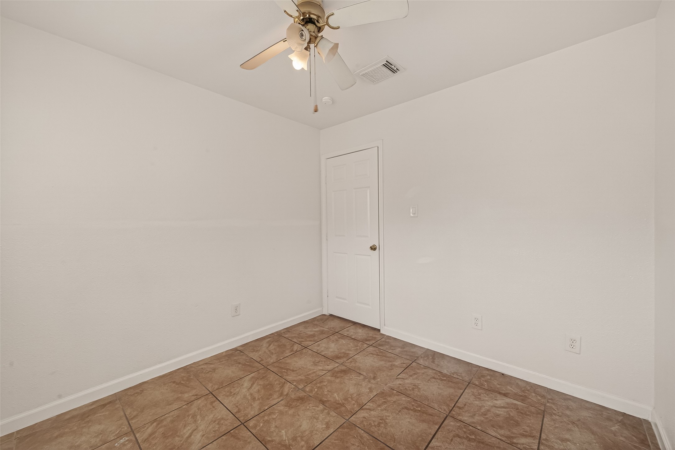 6311 Tall Willow Drive Property Photo 26
