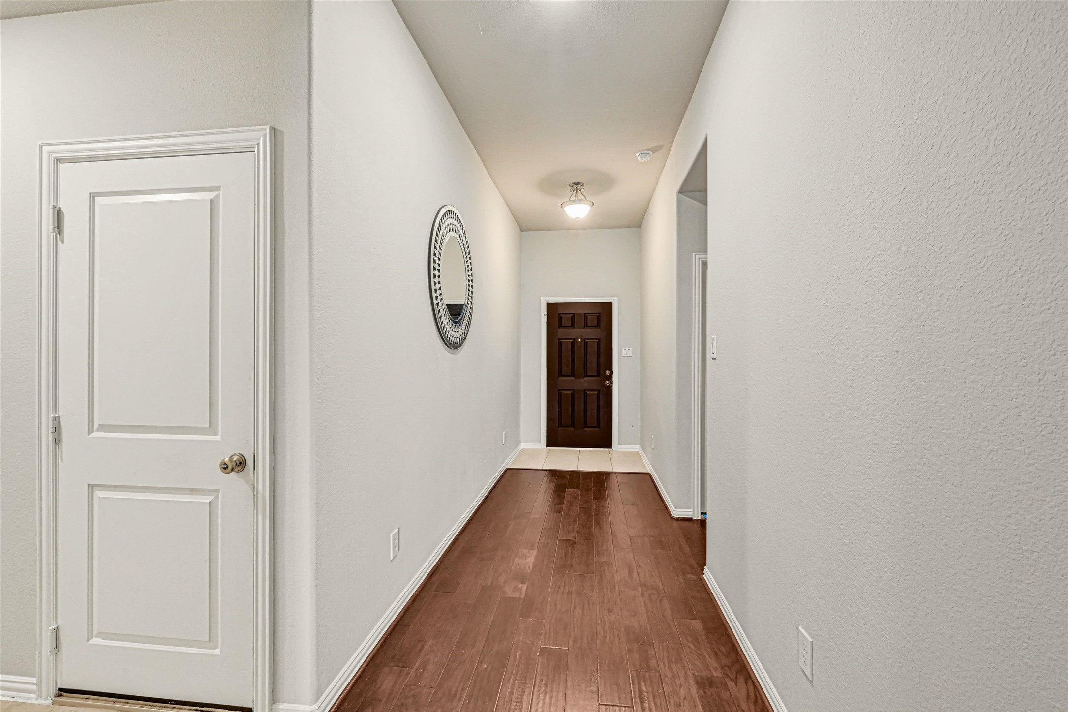 8414 Victoria Springs Drive Property Photo 4