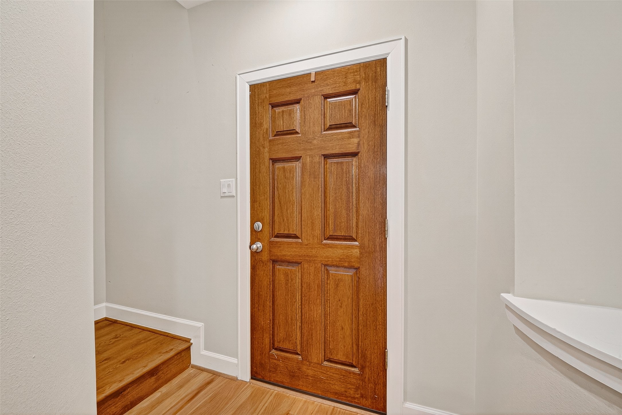 3730 Main Poplar Dr Property Photo 5