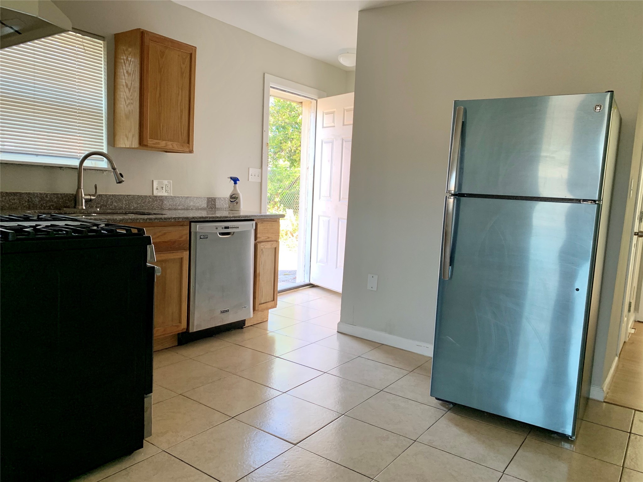 5026 Jefferson Street Property Photo 15