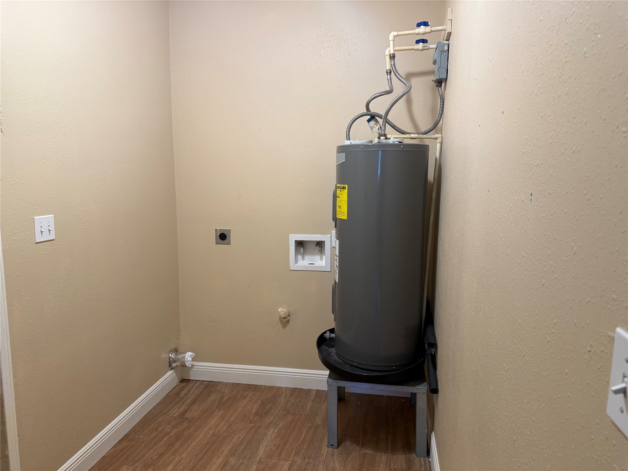 4742 19th Street Property Photo 2