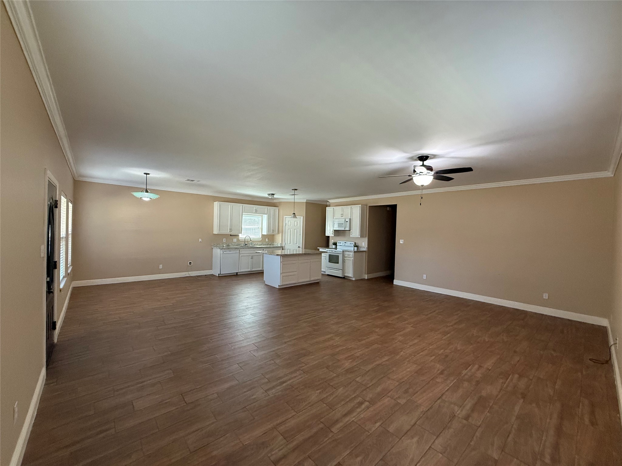 4742 19th Street Property Photo 4