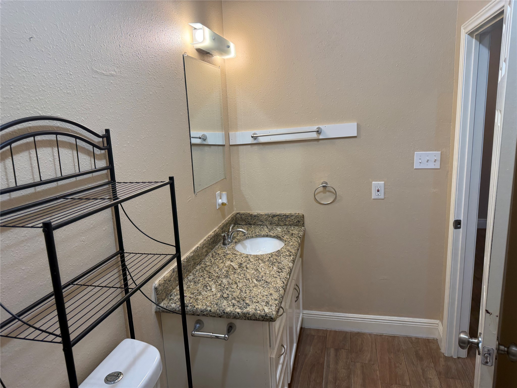 4742 19th Street Property Photo 8