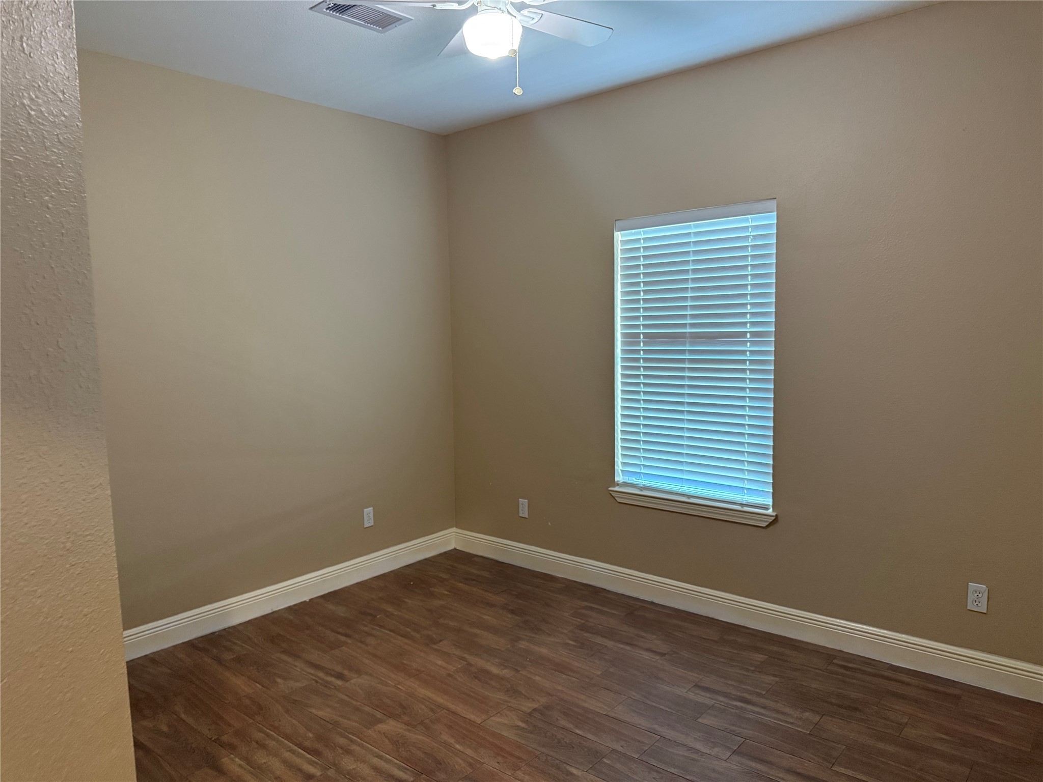 4742 19th Street Property Photo 12