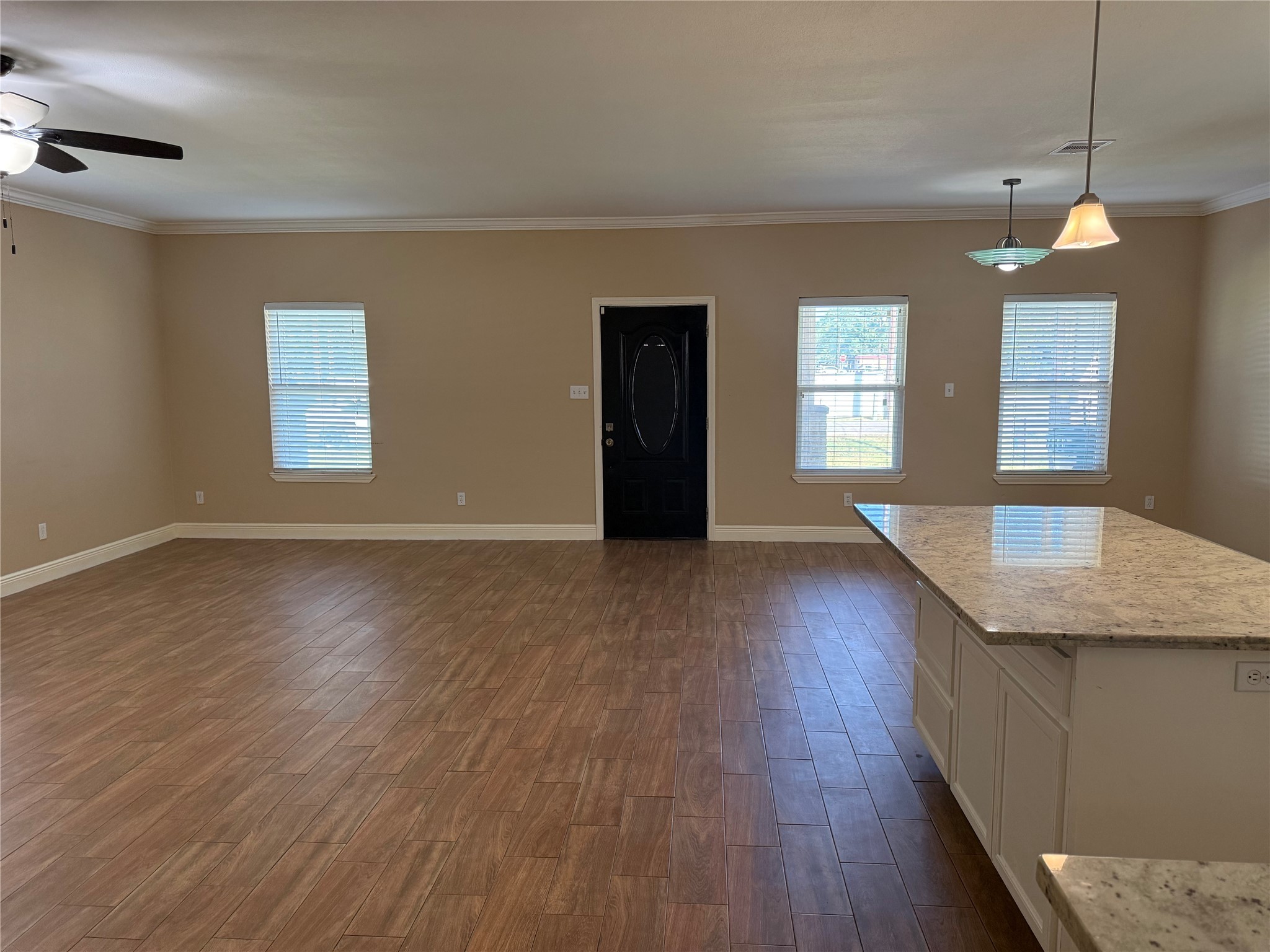 4742 19th Street Property Photo 14