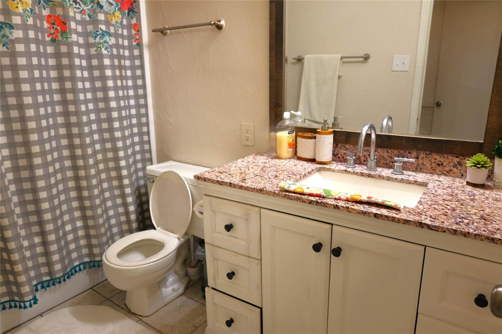 14333 Memorial Drive 64 Property Photo 6
