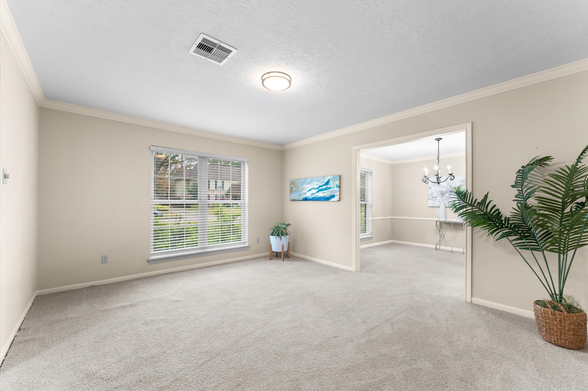 3211 Candleknoll Drive Property Photo 4