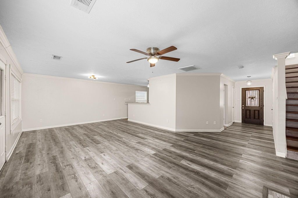 11843 Sunny Stream Drive Property Photo 7