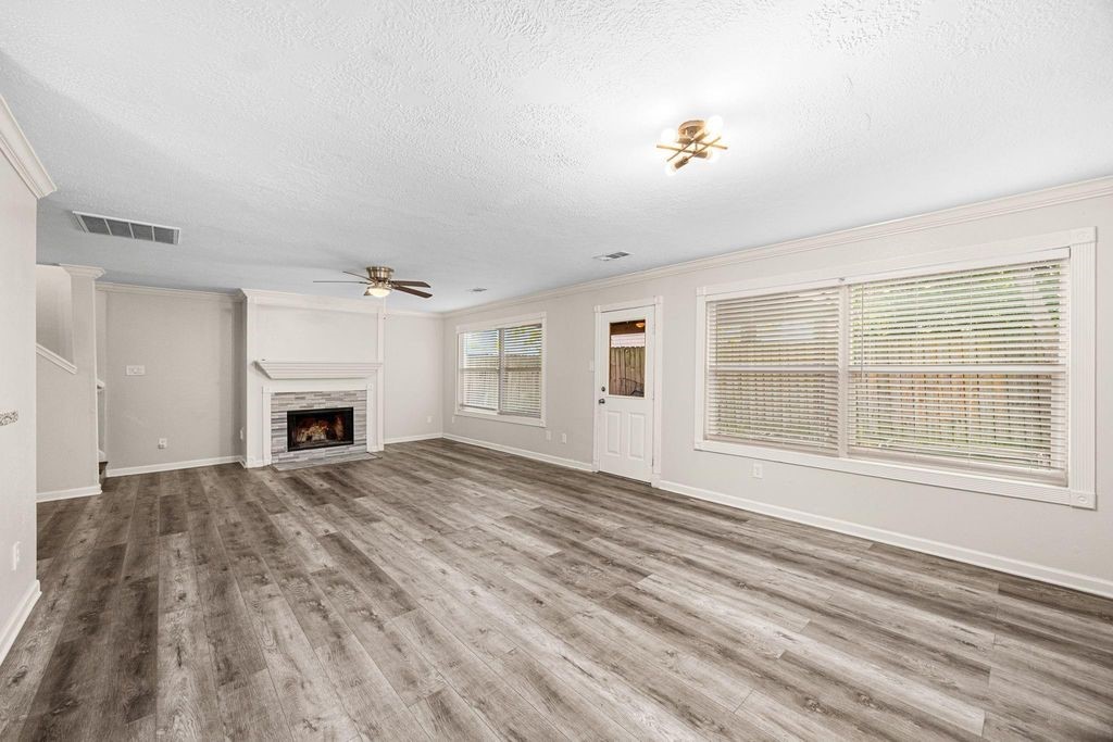11843 Sunny Stream Drive Property Photo 10
