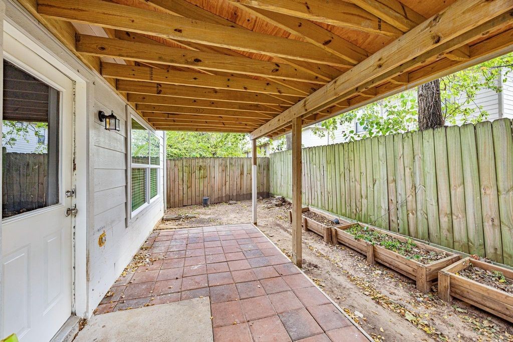 11843 Sunny Stream Drive Property Photo 24