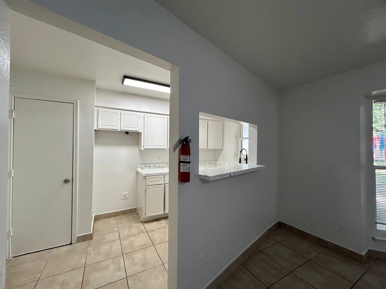 1010 S Wayside Drive 406 Property Photo 37