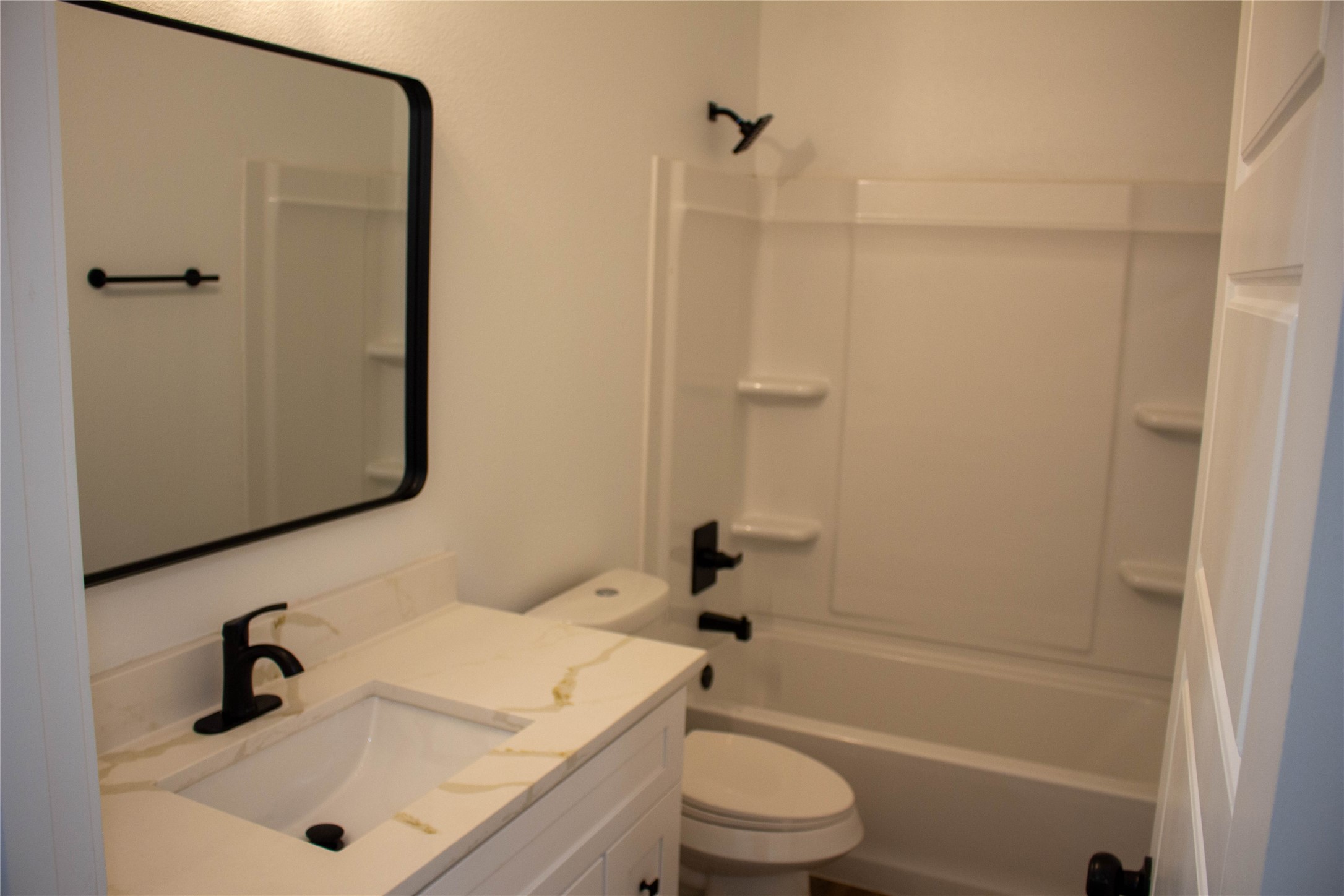 106 Runnels Street B Property Photo 13