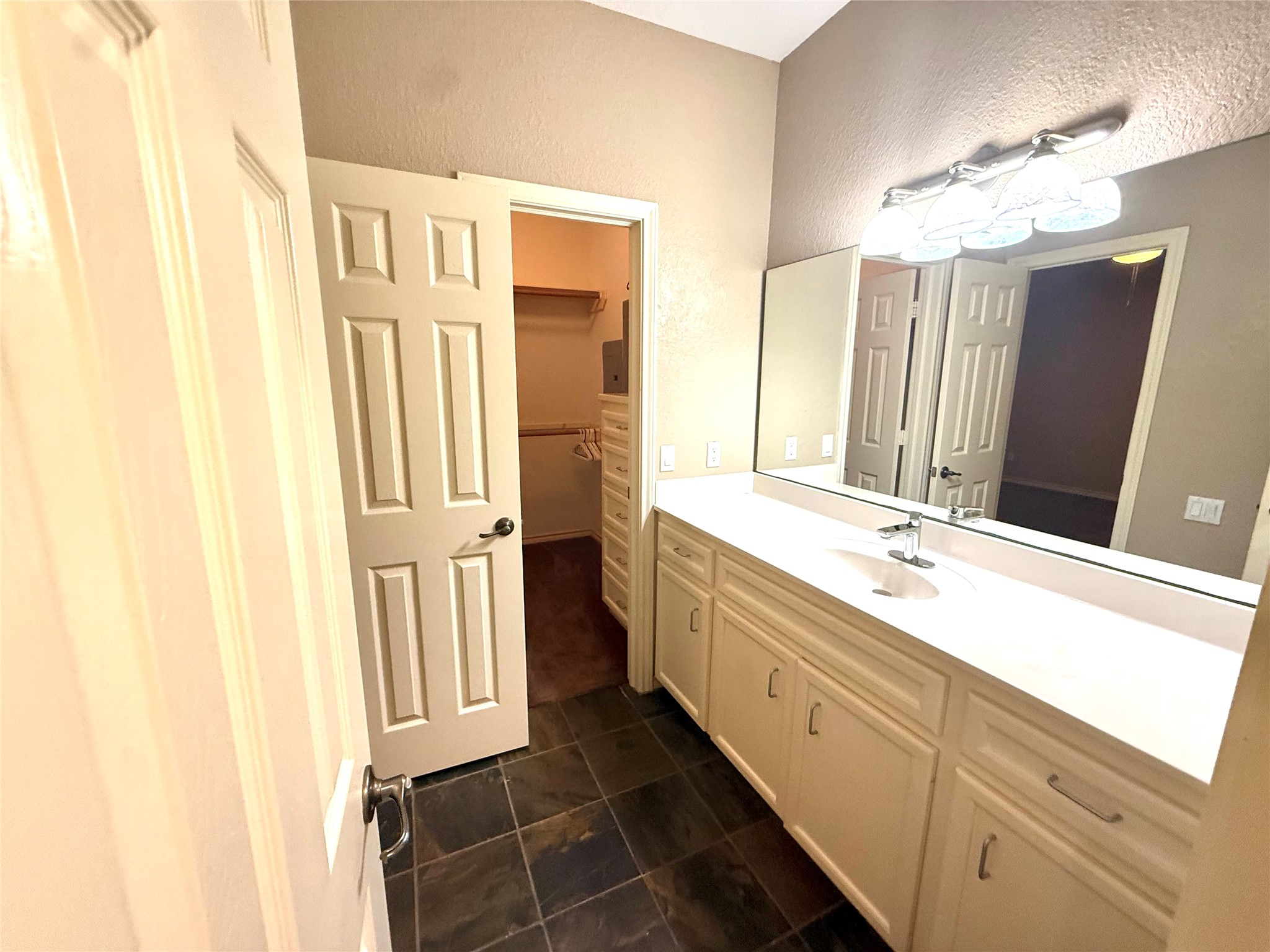 3040 Bayshore Drive 3 Property Photo 14