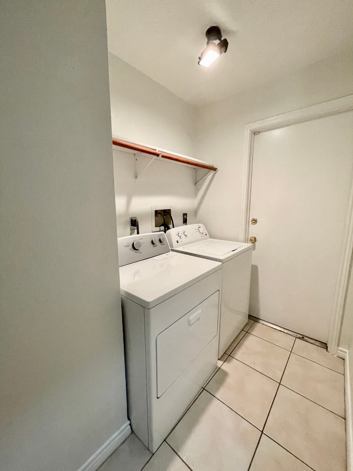 7014 Caladero Drive Property Photo 26