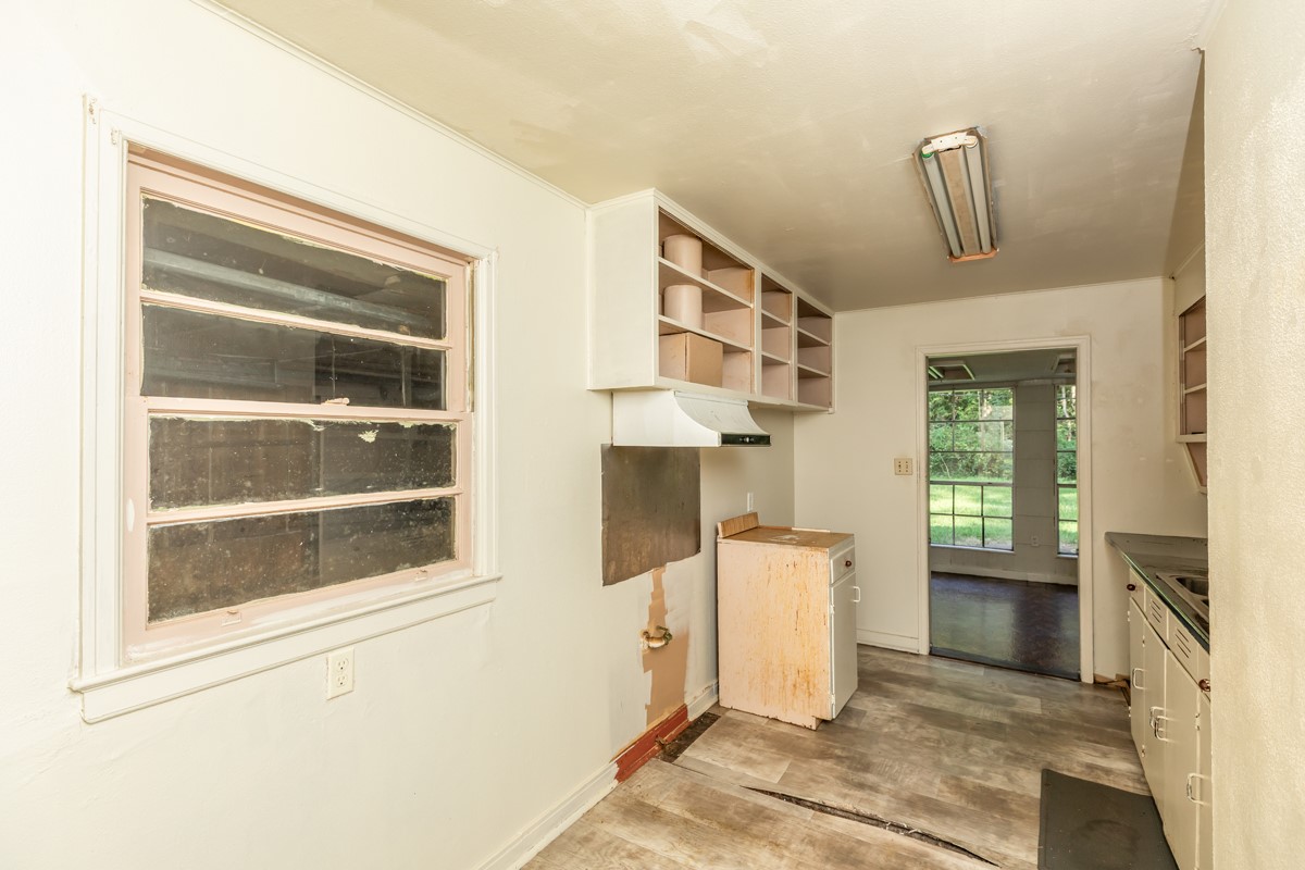 5270 Spencer Drive Property Photo 7