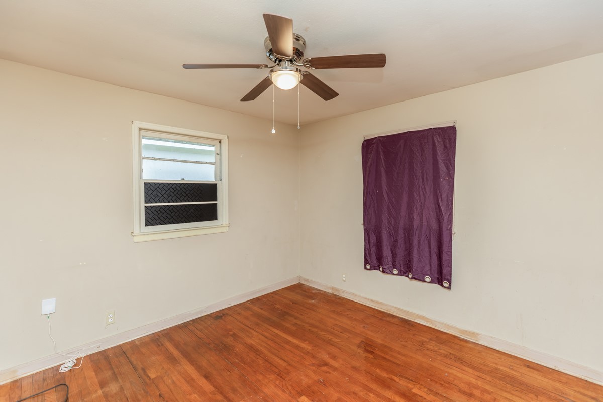 5270 Spencer Drive Property Photo 13