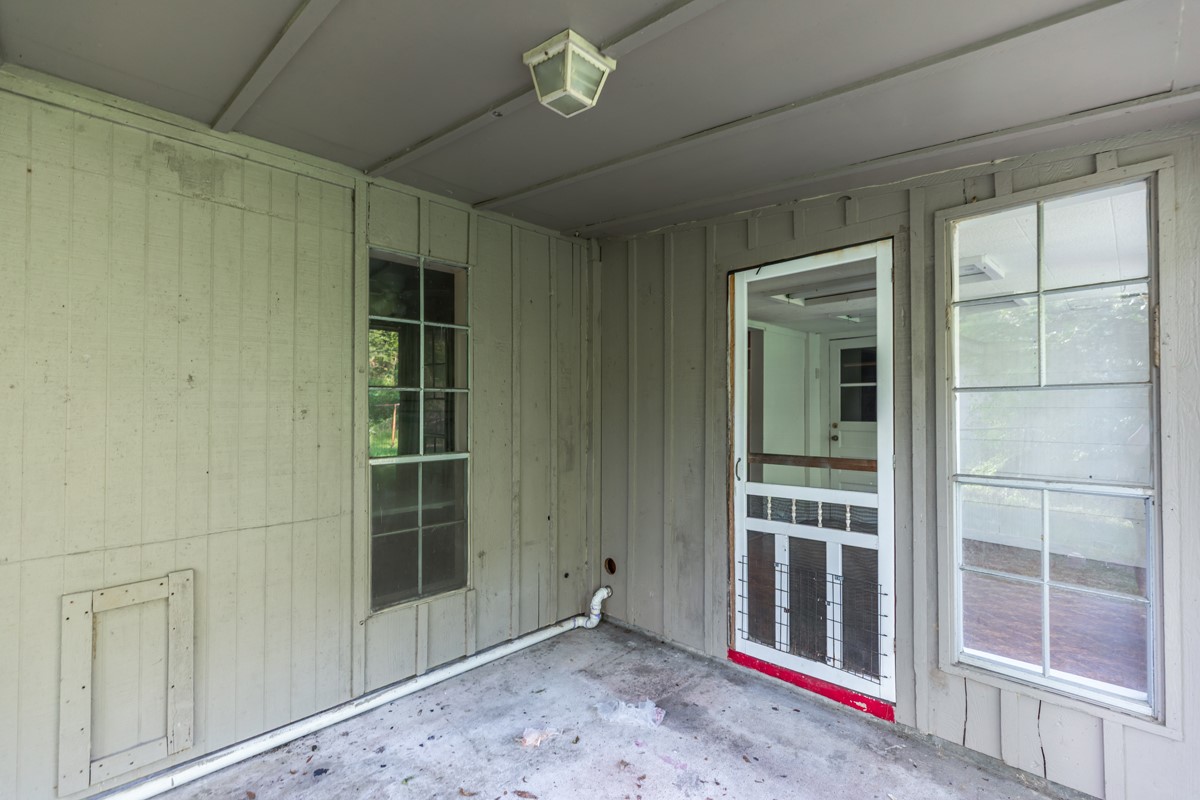 5270 Spencer Drive Property Photo 19