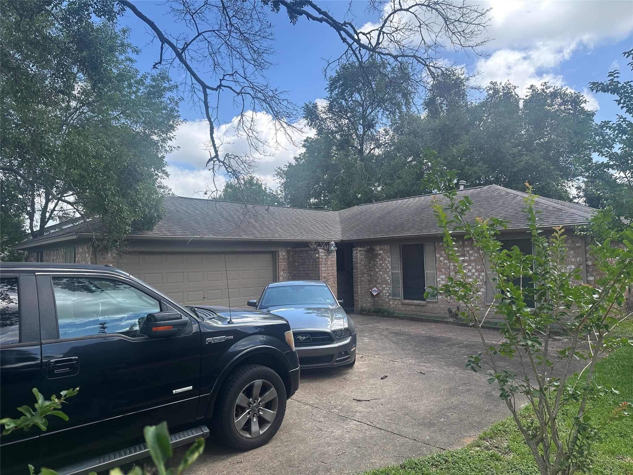 15607 Boulder Oaks Drive Property Photo 1