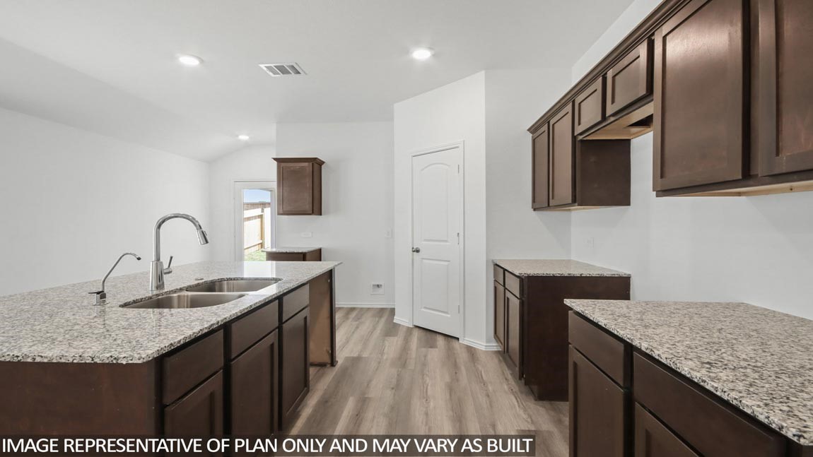 100 Rustic Creek Court Property Photo 3