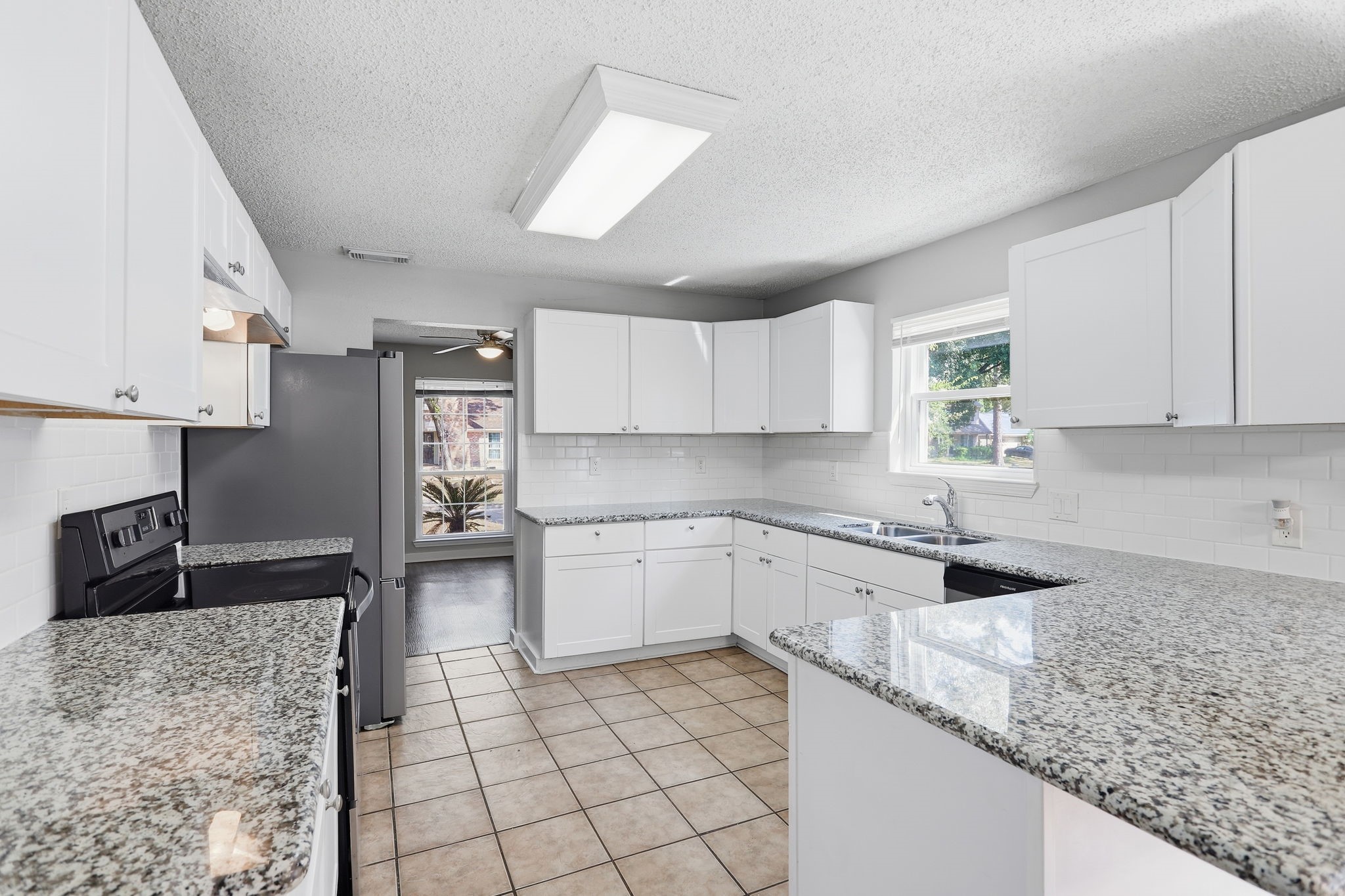 1115 Tigris Lane Property Photo 13