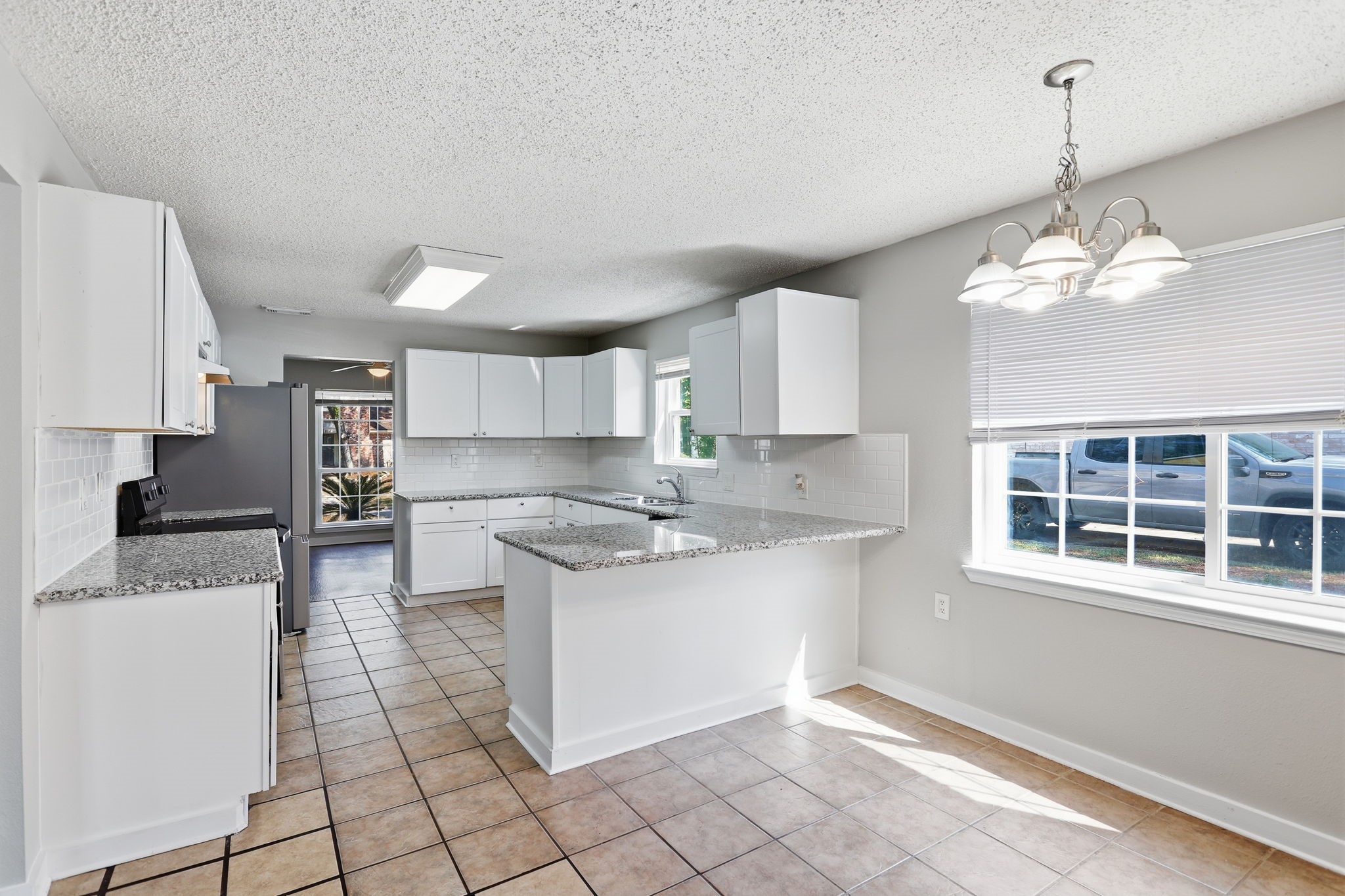 1115 Tigris Lane Property Photo 15