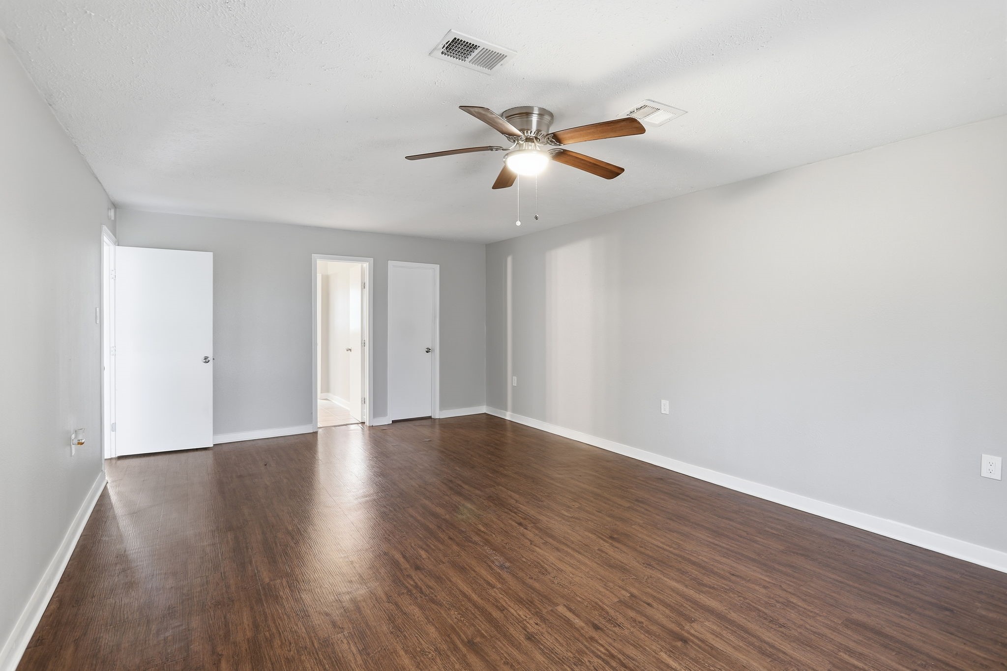 1115 Tigris Lane Property Photo 25