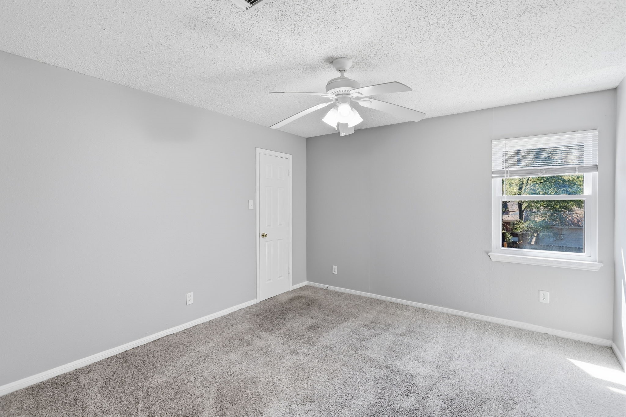 1115 Tigris Lane Property Photo 31