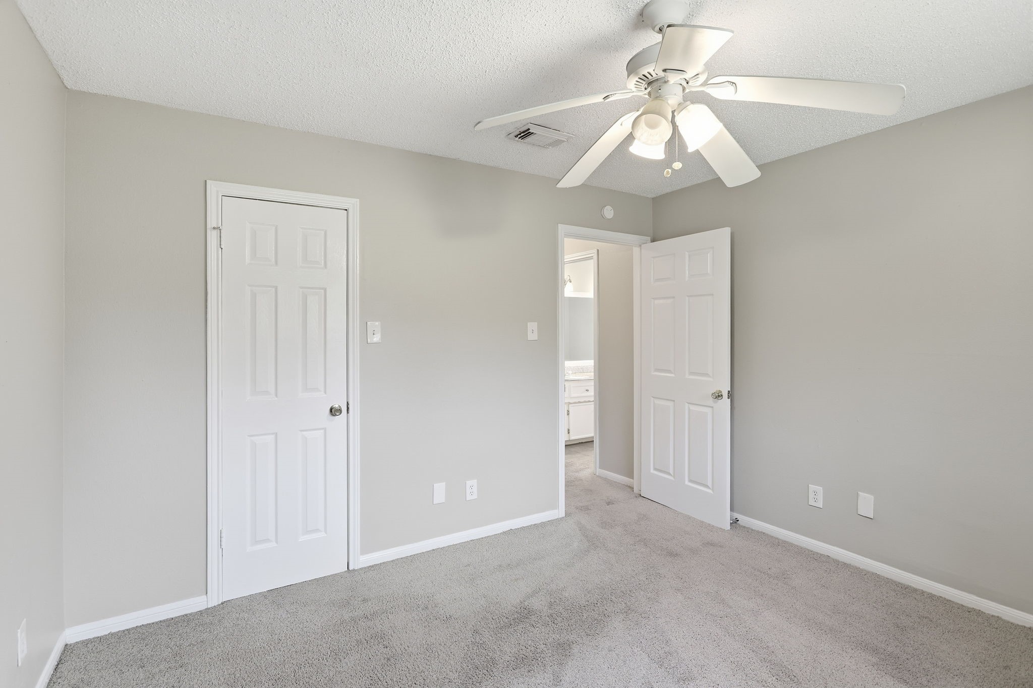 1115 Tigris Lane Property Photo 35