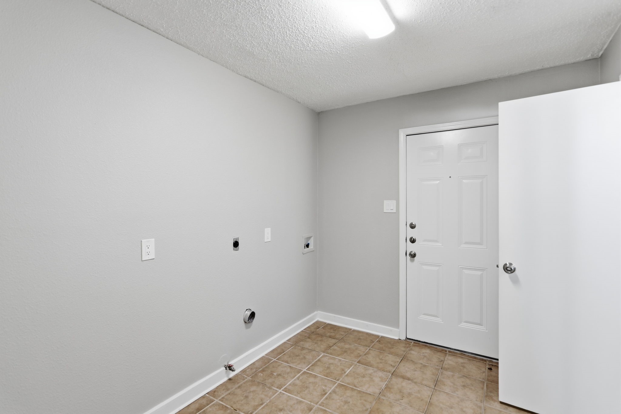 1115 Tigris Lane Property Photo 44