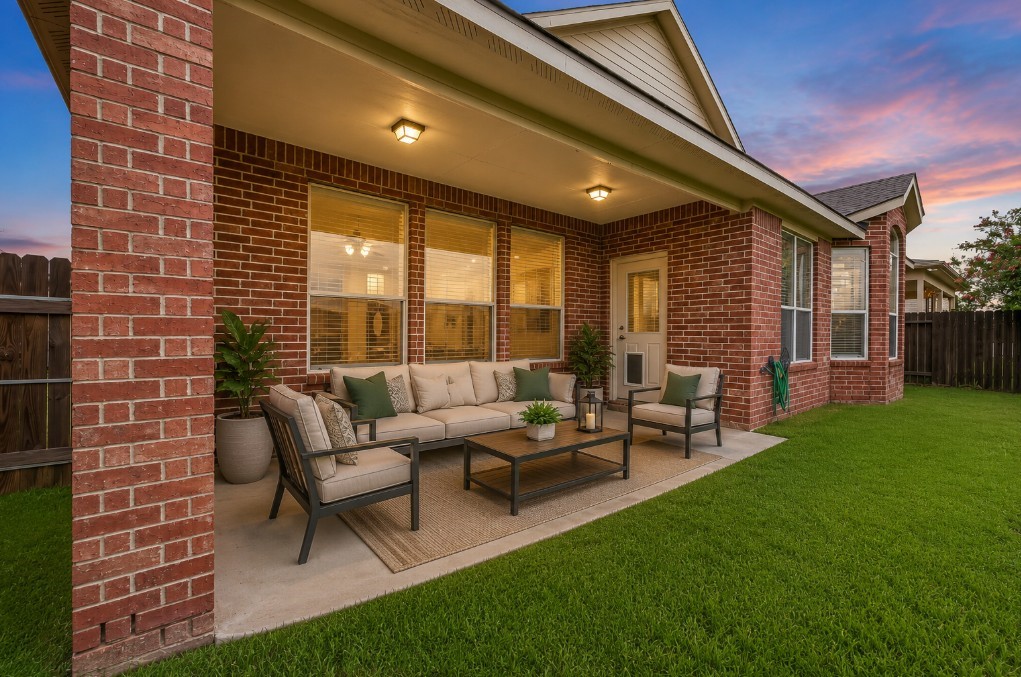 21610 Avalon Queen Drive Property Photo 15