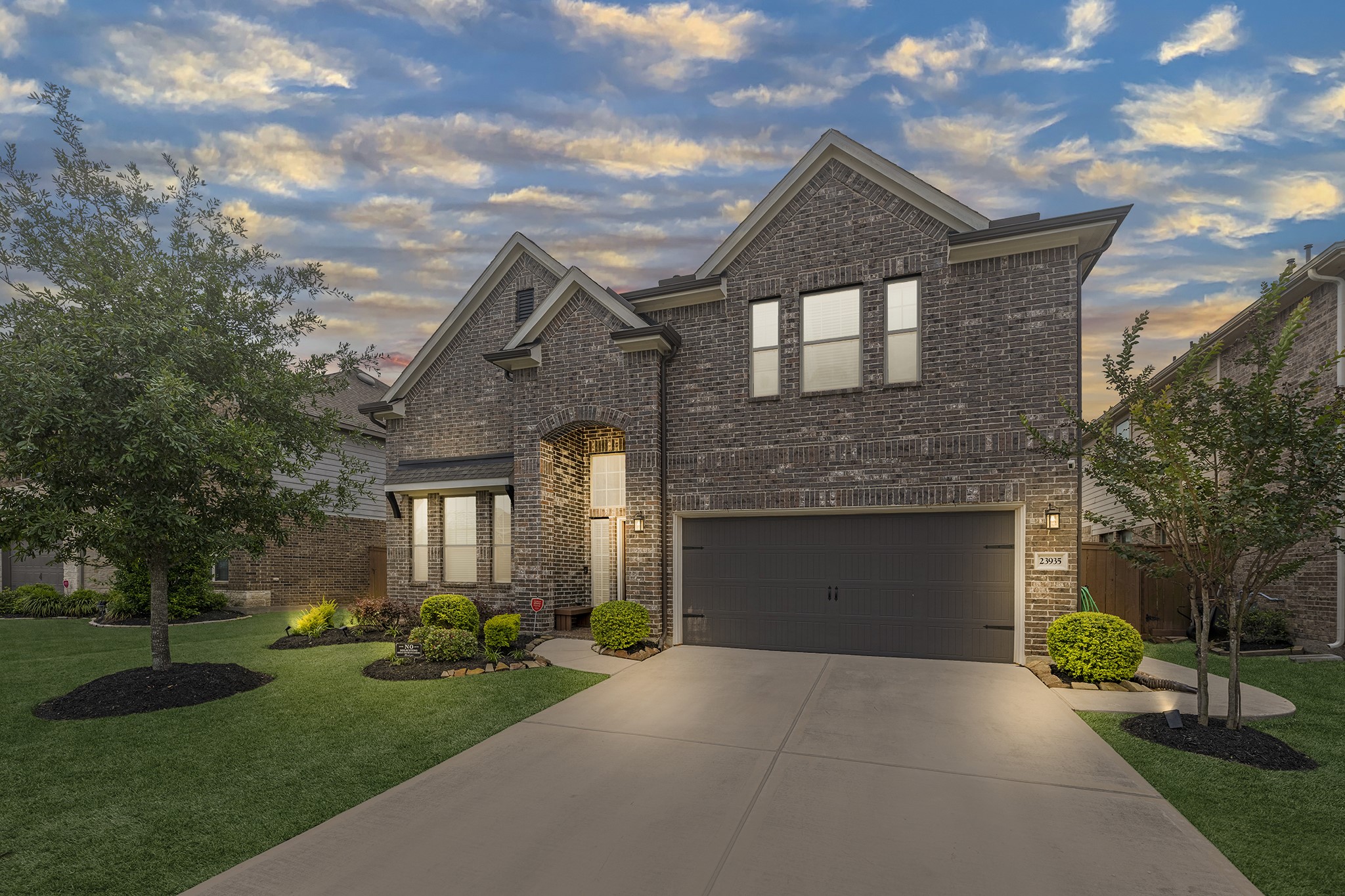 23935 Bearberry Thicket Lane Property Photo 2