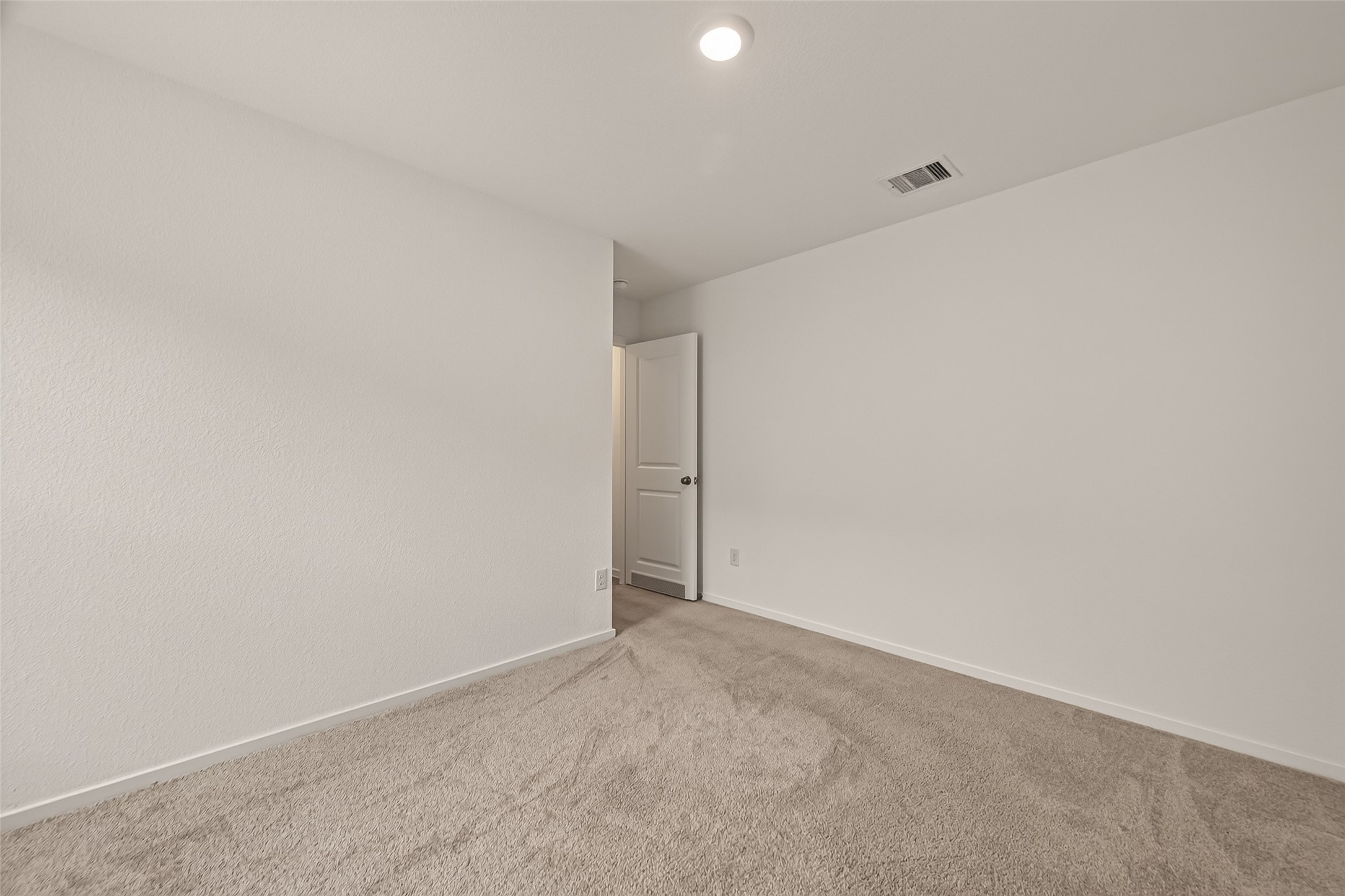 7814 Lavender Jade Drive Property Photo 9