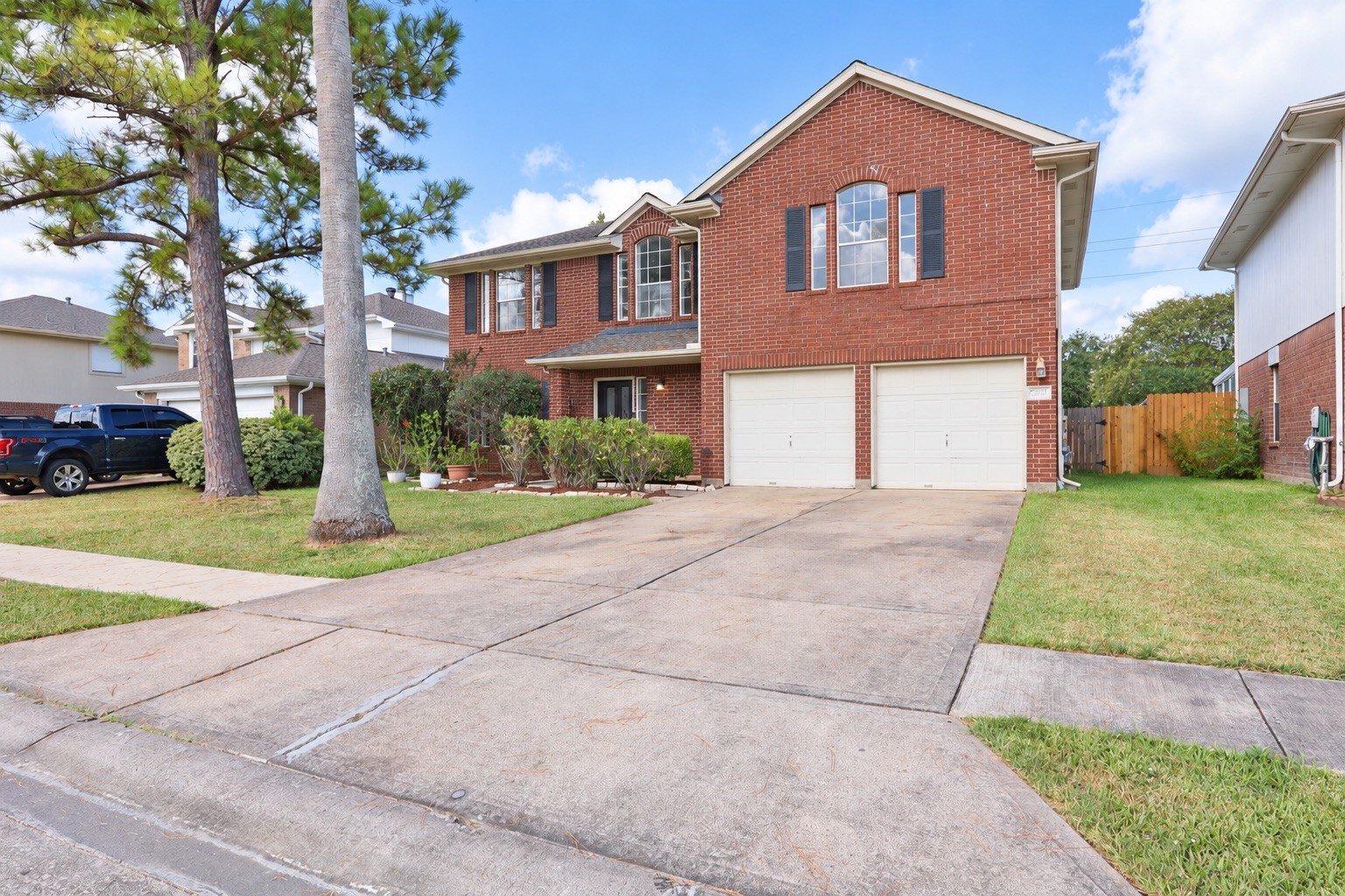 2914 Glen Cullen Lane Property Photo 1