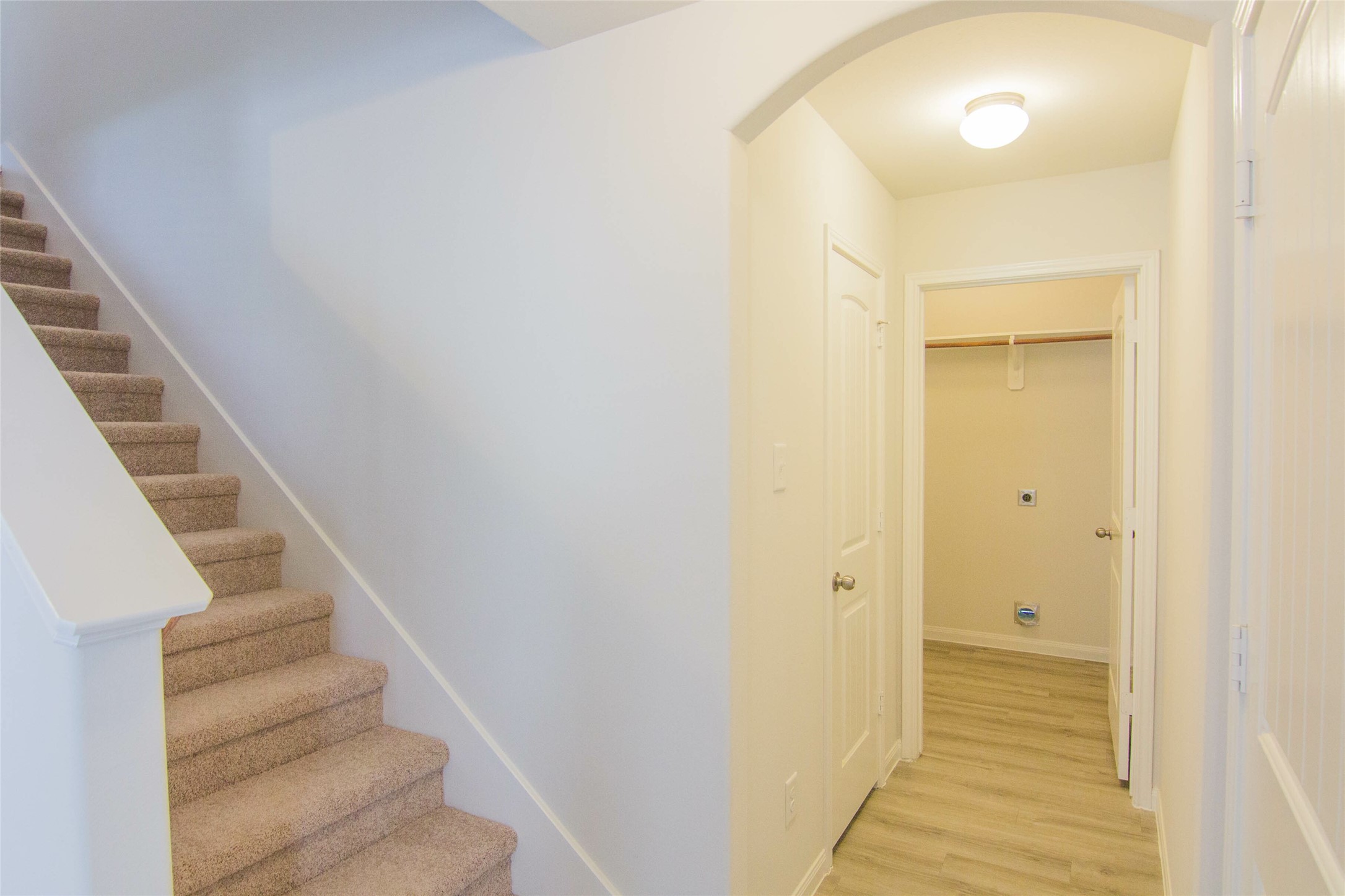 18606 Queesborough Creek Property Photo 5