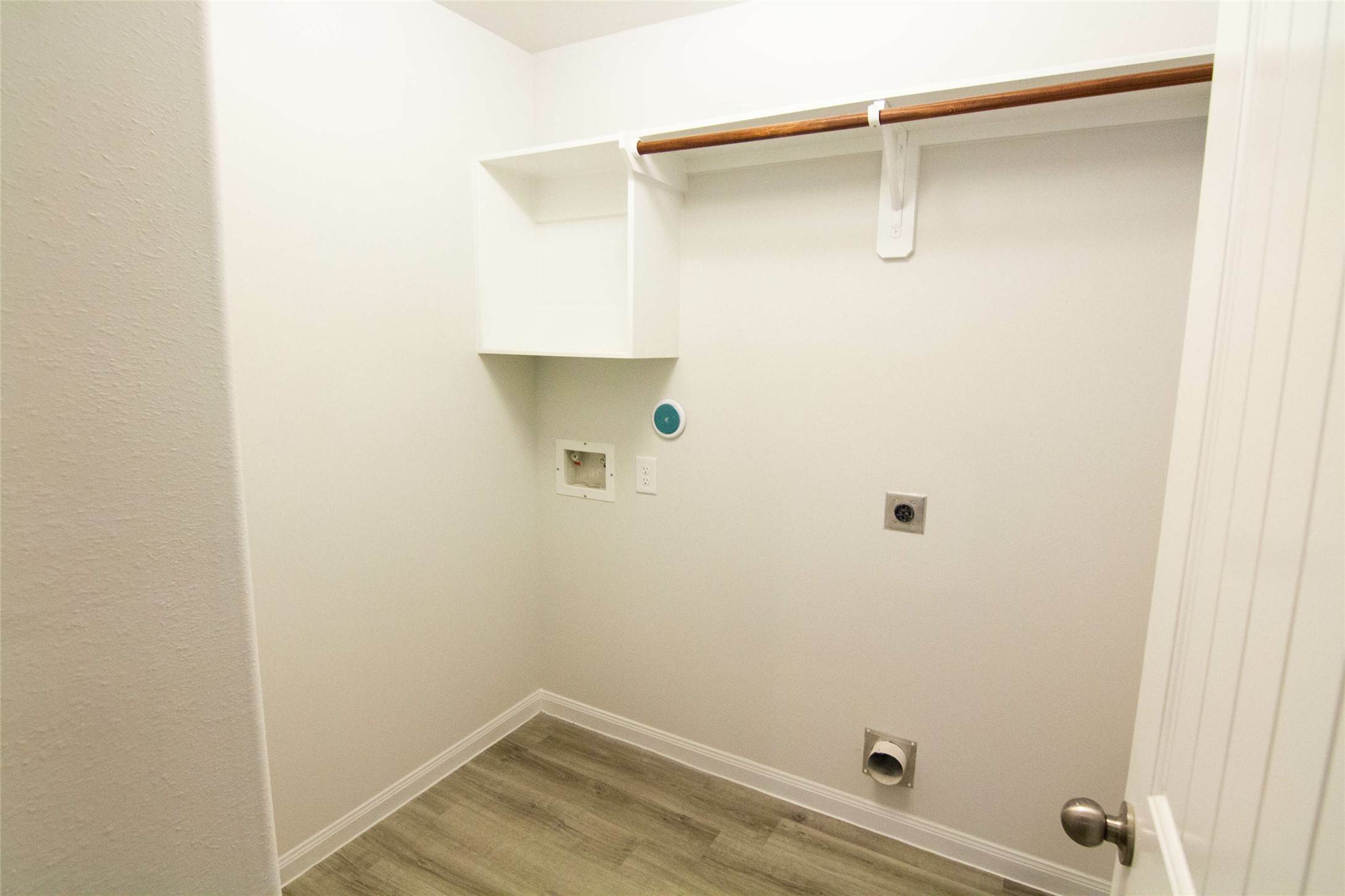 18606 Queesborough Creek Property Photo 9