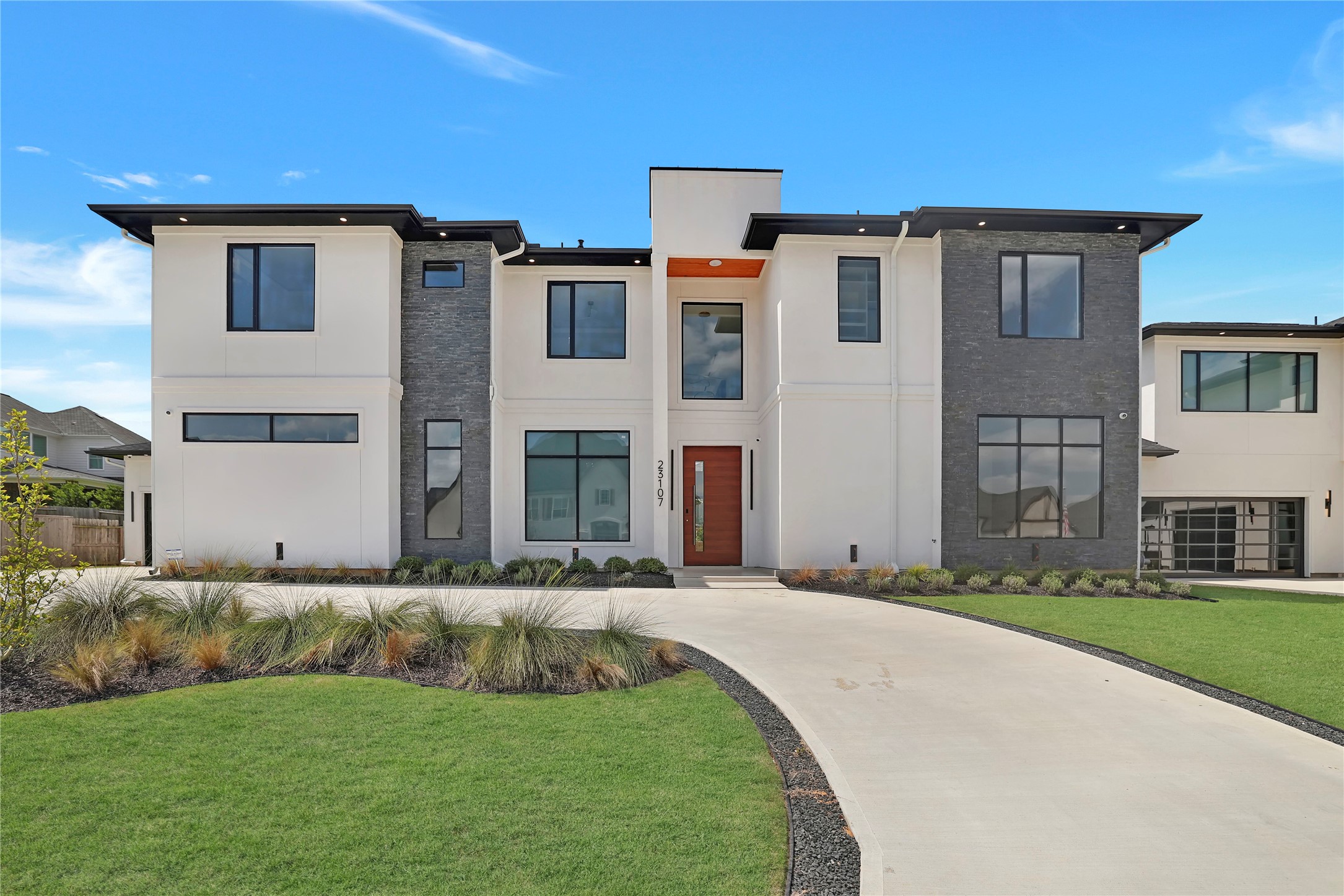 23107 Vista De Tres Lagos Drive Property Photo 1