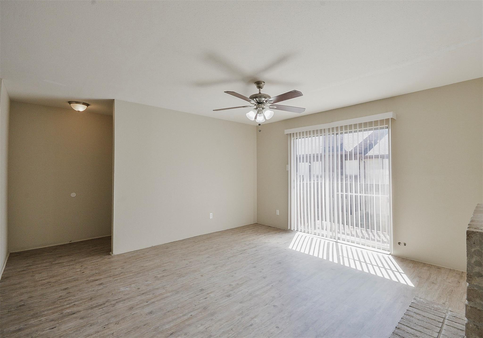 12905 Woodforest Bl # 704, Houston Tx 77015 Property Photo 5